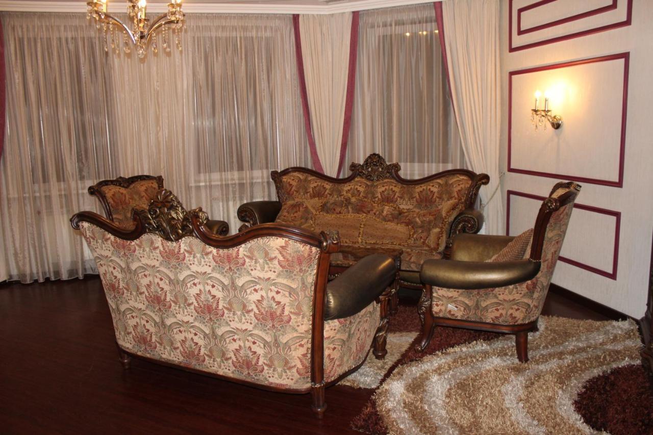 Vintage Boutique Hotel Astana Buitenkant foto